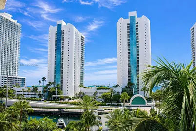 16400 Collins Ave #542, Sunny Isles Beach, FL 33160 - Photo 37