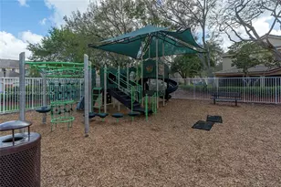 3892 Tree Top Dr, Weston, FL 33332 - Photo 39