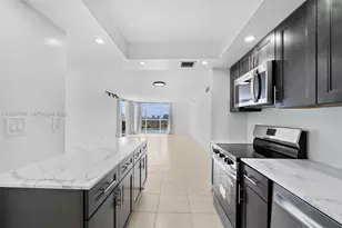 20505 E Country Club Dr, Aventura, FL 33180 - Photo 3