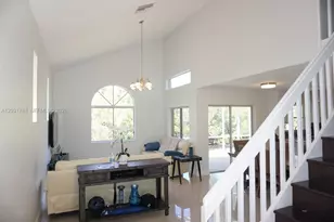 1057 SE 6th Ave, Dania Beach, FL 33004 - Photo 9