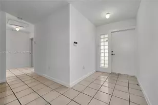 23 NW 109th Ave, Miami, FL 33172 - Photo 7