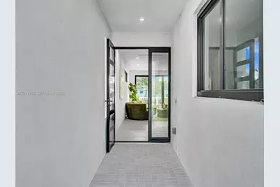 4636 SW 32nd Ave #C2, Dania Beach, FL 33312 - Photo 9