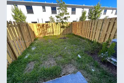 28709 SW 132nd Pl #28709, Homestead, FL 33033 - Photo 17