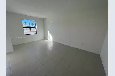 28709 SW 132nd Pl #28709, Homestead, FL 33033 - Photo 9