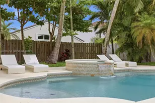 19185 NW 22nd St, Pembroke Pines, FL 33029 - Photo 7