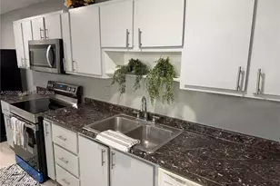 2698 NW 60th Way, Sunrise, FL 33313 - Photo 15