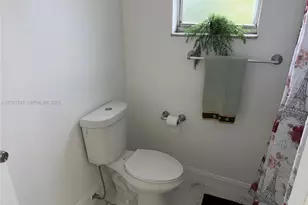2698 NW 60th Way, Sunrise, FL 33313 - Photo 29