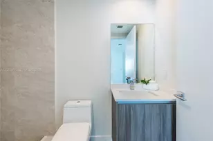 488 NE 18th St, Miami, FL 33132 - Photo 25