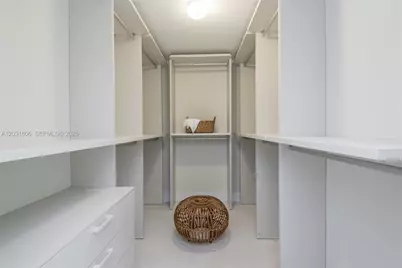488 NE 18th St #1812, Miami, FL 33132 - Photo 19