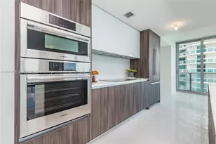 488 NE 18th St, Miami, FL 33132 - Photo 13