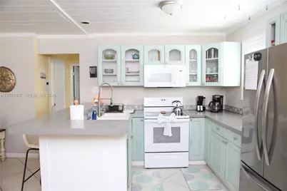 4225 SE Westfield St, Stuart, FL 34997 - Photo 17