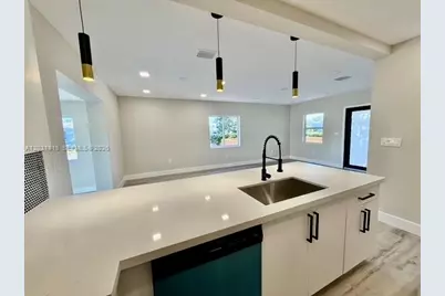 1800 SW 75th Ave Rd, Miami, FL 33155 - Photo 7
