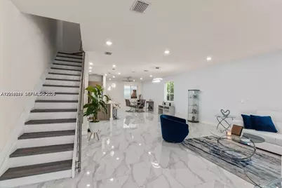 6680 NW 102nd Path, Doral, FL 33178 - Photo 13