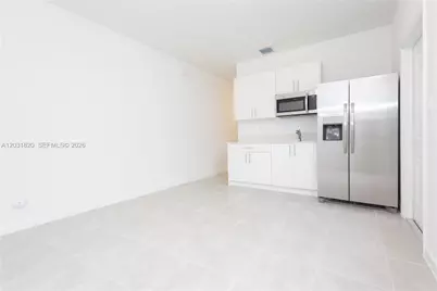 2636 SE 8th Ct, Homestead, FL 33035 - Photo 7
