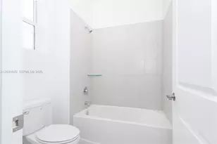 2636 SE 8th Ct, Homestead, FL 33035 - Photo 19