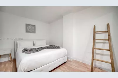 2401 Collins Ave #904, Miami Beach, FL 33140 - Photo 15