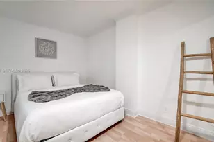 2401 Collins Ave, Miami Beach, FL 33140 - Photo 15