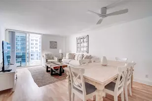 2401 Collins Ave, Miami Beach, FL 33140 - Photo 3