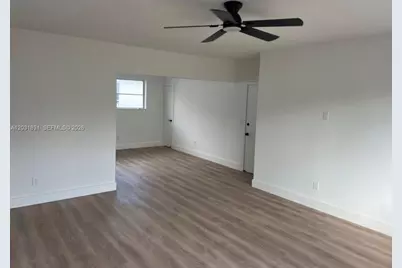 7730 Byron Ave #4, Miami Beach, FL 33141 - Photo 3