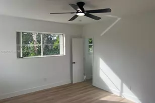 7730 Byron Ave, Miami Beach, FL 33141 - Photo 5