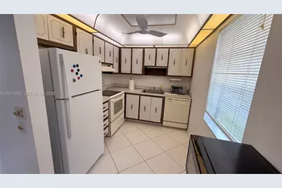 322 Piedmont G #322 G, Delray Beach, FL 33484 - Photo 11
