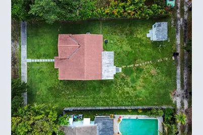 436 Lark Ave #n/a, Miami Springs, FL 33166 - Photo 3