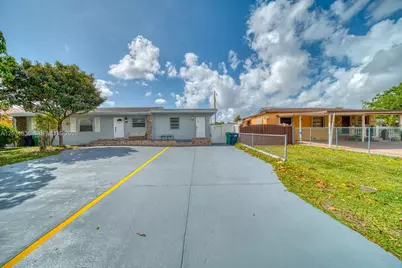 7622 SW 21st St #7622, Miami, FL 33155 - Photo 1