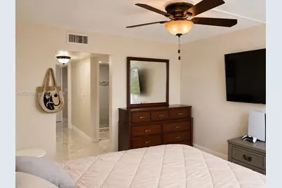 9420 Tangerine Pl #401, Davie, FL 33324 - Photo 9
