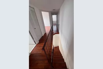 1074 W 38th St #32, Hialeah, FL 33012 - Photo 15