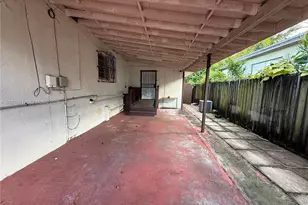 6318 SW 27th St, Miami, FL 33155 - Photo 13