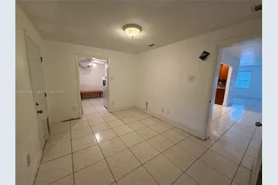 6318 SW 27th St, Miami, FL 33155 - Photo 9