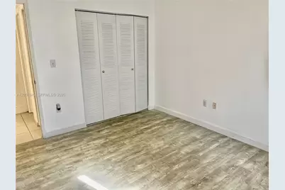 8321 NW 7th St #1-407, Miami, FL 33126 - Photo 9