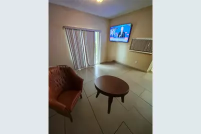 631 Cypress Lake Blvd #E17, Deerfield Beach, FL 33064 - Photo 9