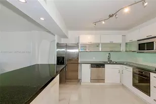 900 Bay Dr, Miami Beach, FL 33141 - Photo 9