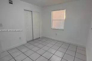 3904 SW 58th Ave, West Park, FL 33023 - Photo 7