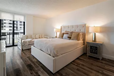 2625 Collins Ave #502, Miami Beach, FL 33140 - Photo 11