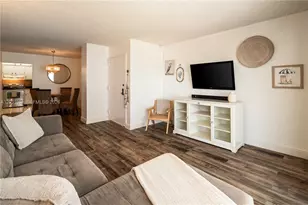 2625 Collins Ave, Miami Beach, FL 33140 - Photo 3