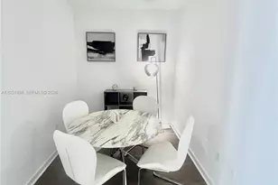 31 SE 6th St, Miami, FL 33131 - Photo 5