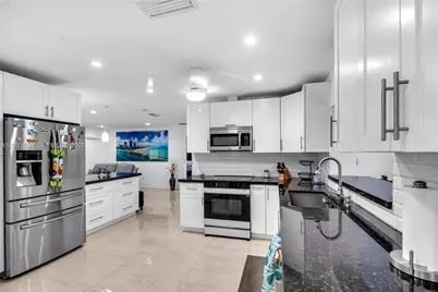9770 NW 25th St, Sunrise, FL 33322 - Photo 9