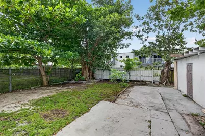 836 NW 29th Ter, Miami, FL 33127 - Photo 23