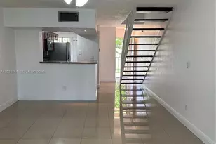 9250 Fontainebleau Blvd, Miami, FL 33172 - Photo 5