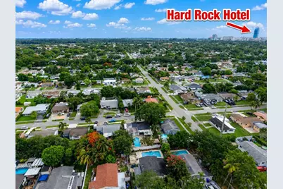 6810 Douglas St, Hollywood, FL 33024 - Photo 37