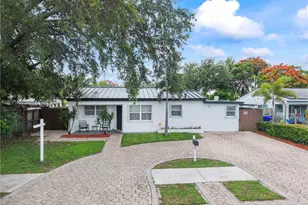6810 Douglas St, Hollywood, FL 33024 - Photo 29