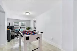 6810 Douglas St, Hollywood, FL 33024 - Photo 17