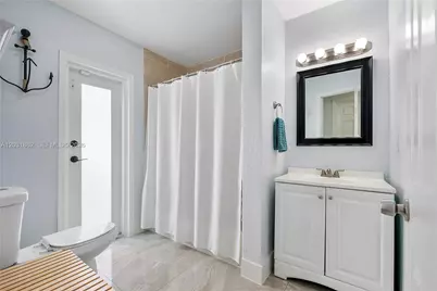 6810 Douglas St, Hollywood, FL 33024 - Photo 21