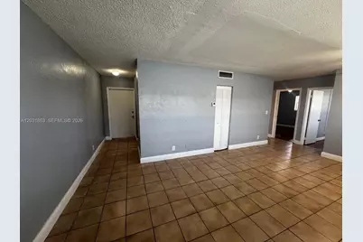 4061 N Dixie Hwy #28, Oakland Park, FL 33334 - Photo 5