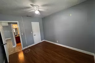 4061 N Dixie Hwy, Oakland Park, FL 33334 - Photo 11