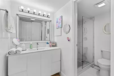 20400 Country Club Dr #203, Aventura, FL 33180 - Photo 11