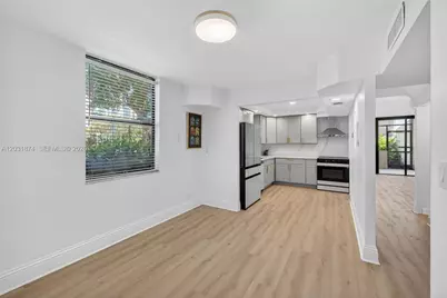 20300 W Country Club Dr #106-3, Aventura, FL 33180 - Photo 15