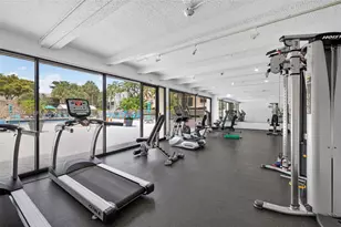 20300 W Country Club Dr, Aventura, FL 33180 - Photo 59